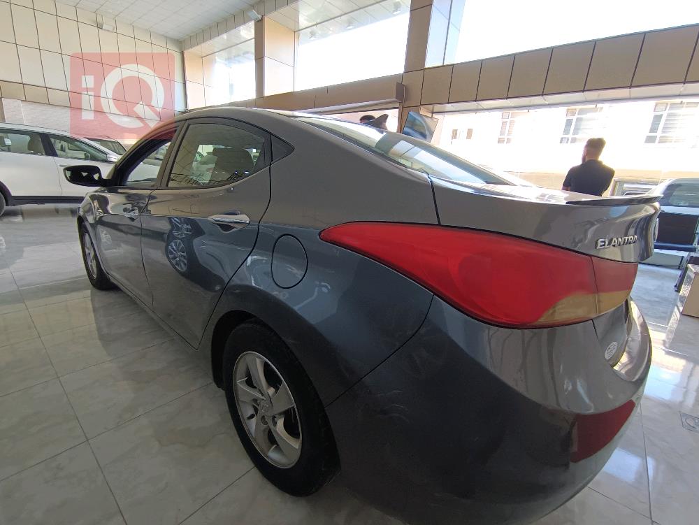 هیوندای ئەلەنترا